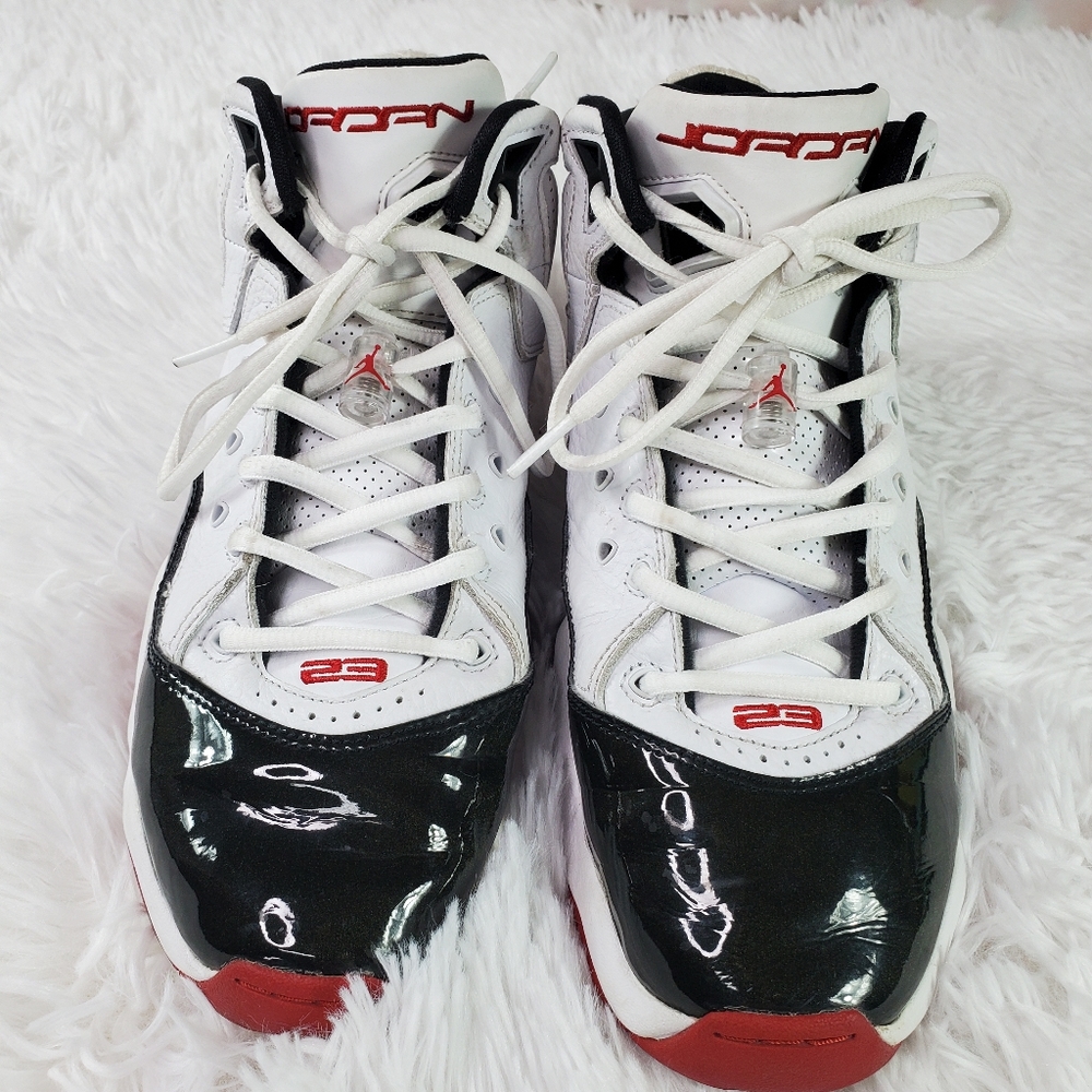 Air Jordan B'Loyal Basketball Shoes